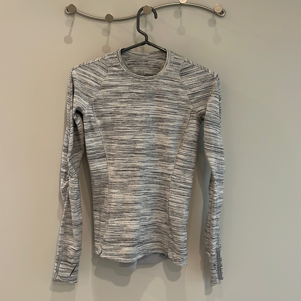 Lululemon Top 4